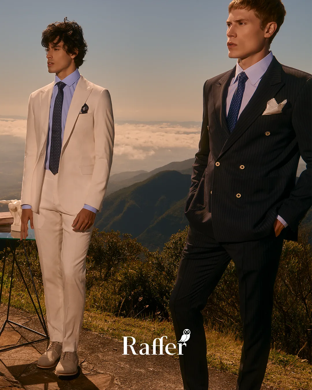 Modelo da coleção, traje social masculino