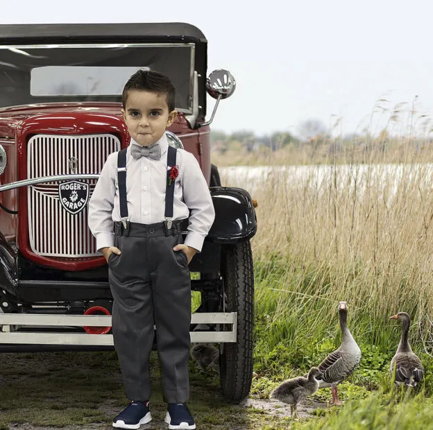 Modelo da coleção, traje social masculino
