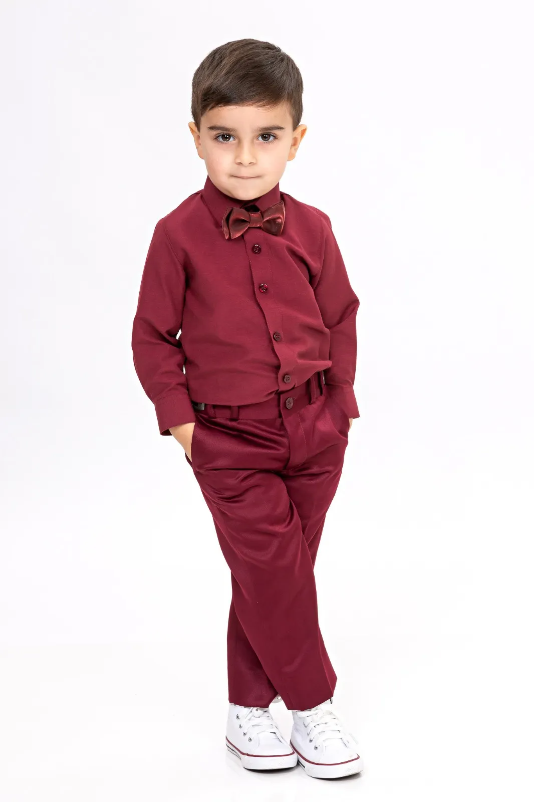Modelo da coleção, traje social masculino